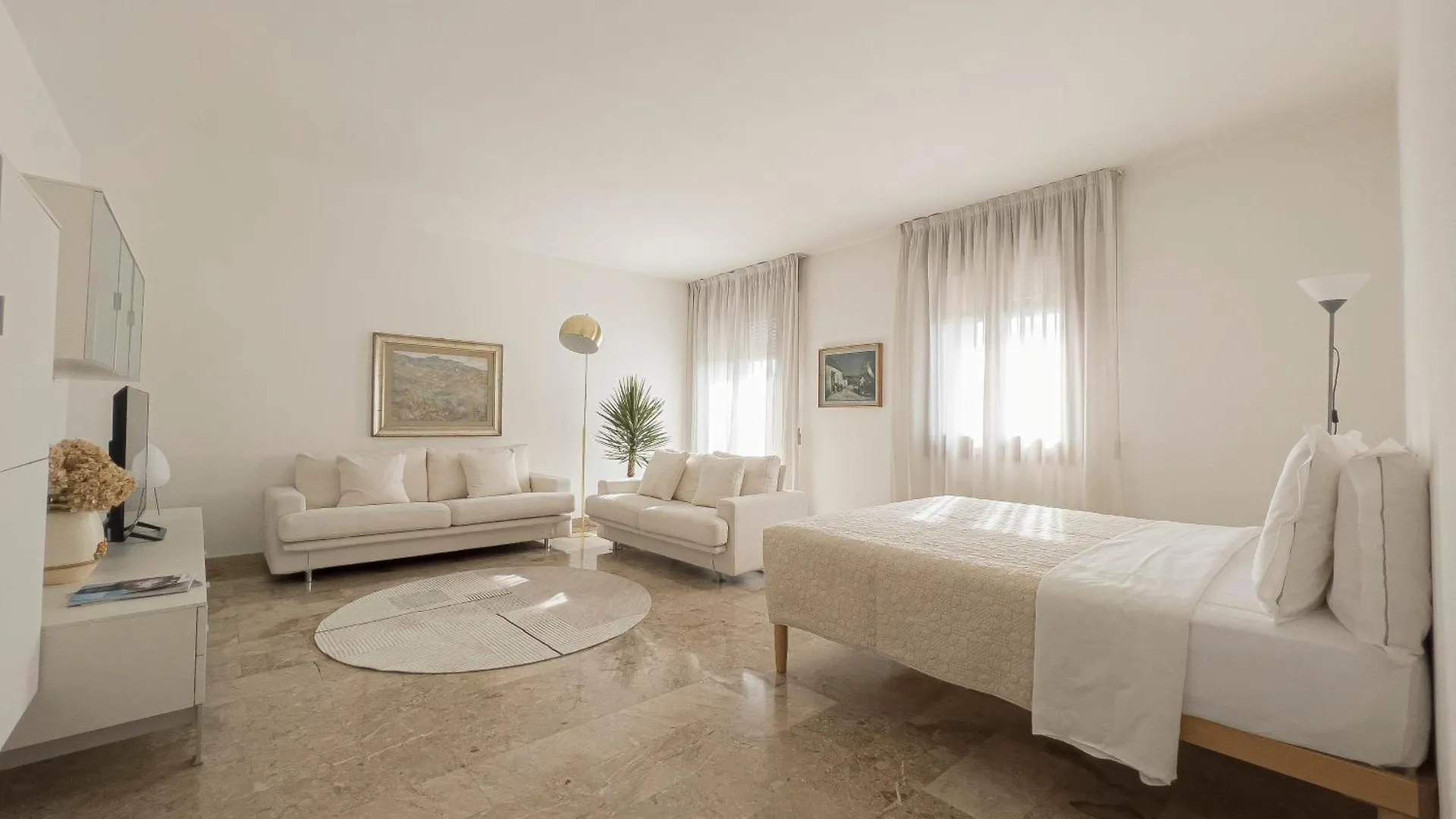 Apartment With City View Mestre Train Station