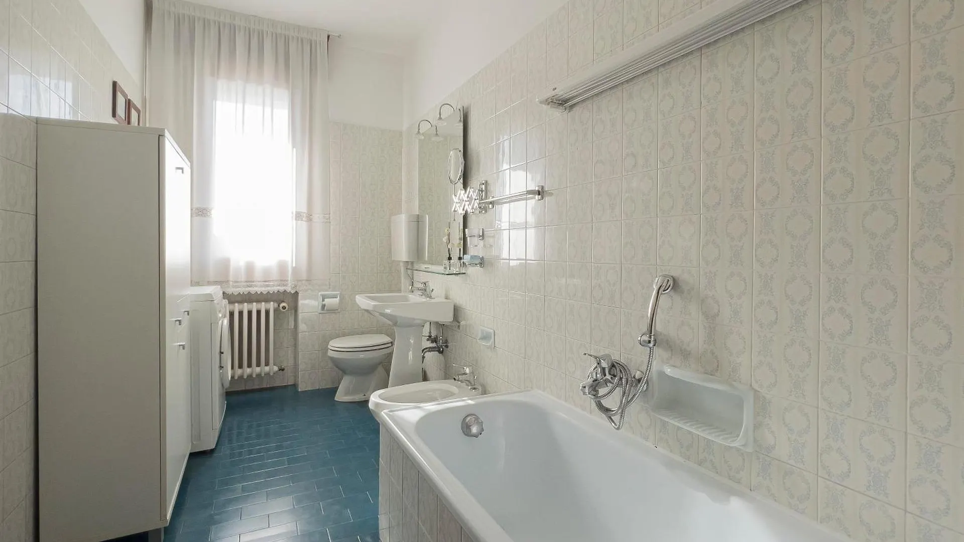 Apartment With City View Mestre Train Station