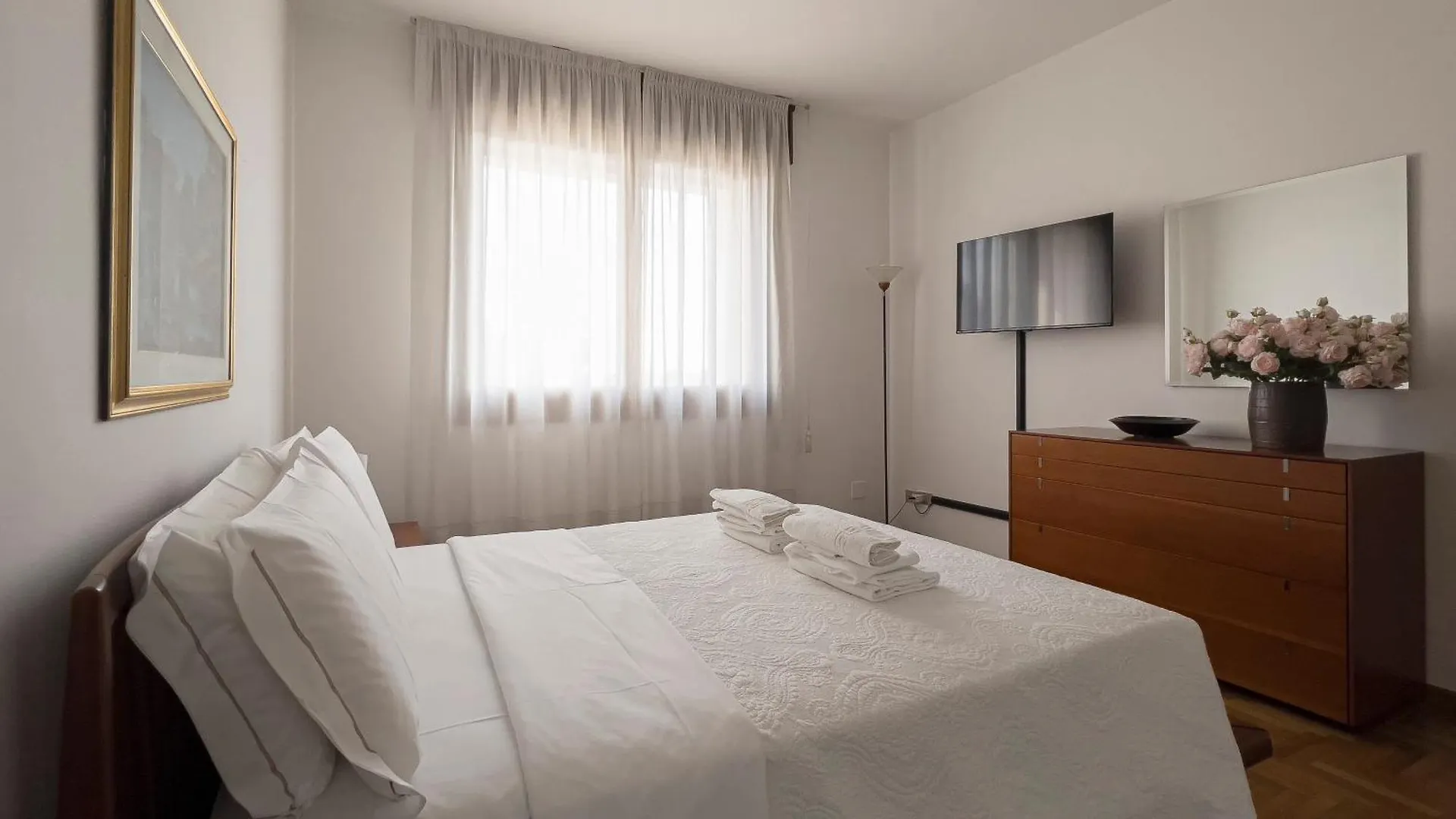 Apartment With City View Mestre Train Station 0*,